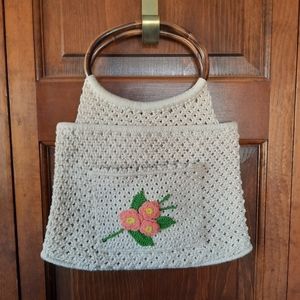 Vintage bamboo handle crochet purse